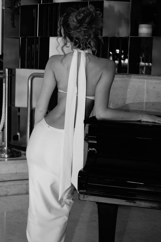 VICTORIA WHITE MAXI DRESS