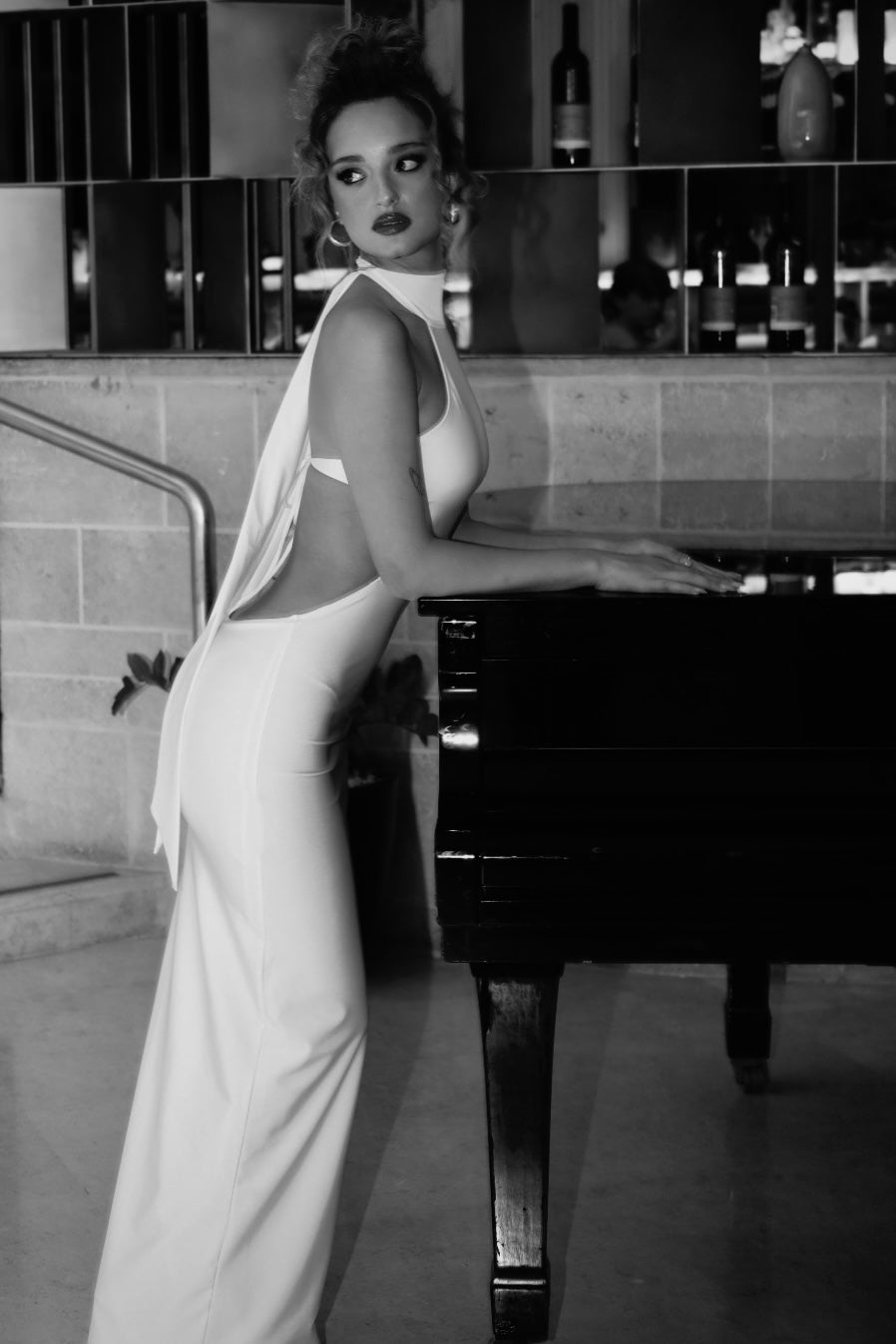 VICTORIA WHITE MAXI DRESS