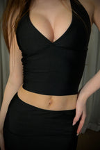 Seline black top